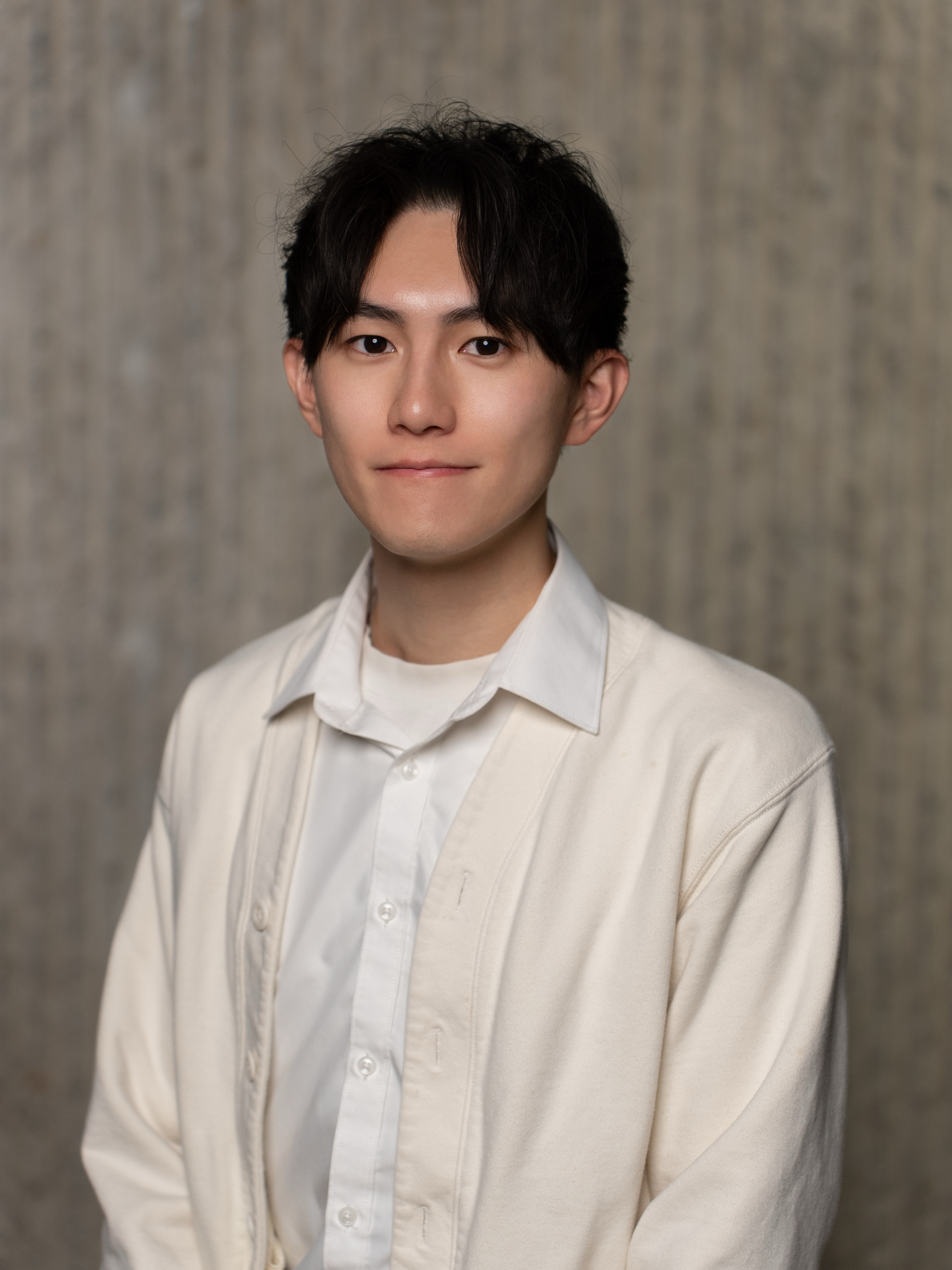 Headshot of Tommy Lee